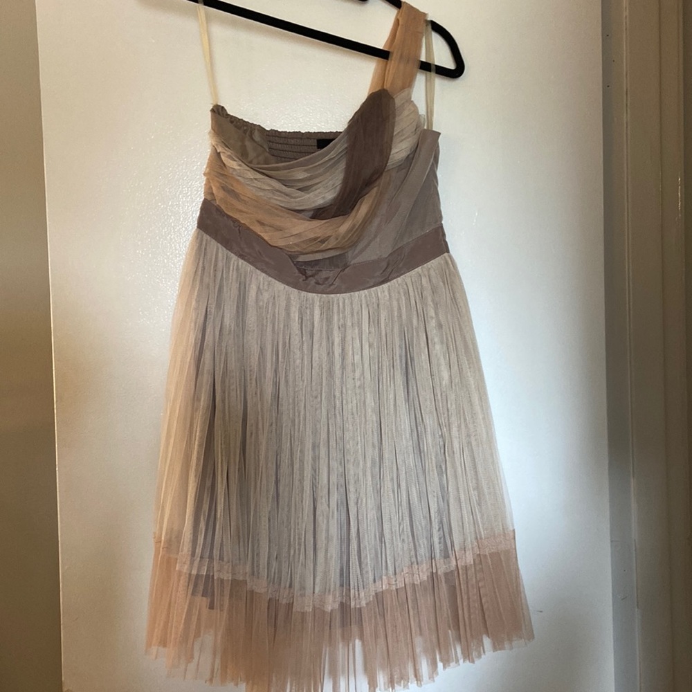 Semi formal, boutique, one shoulder, tool dress size medium